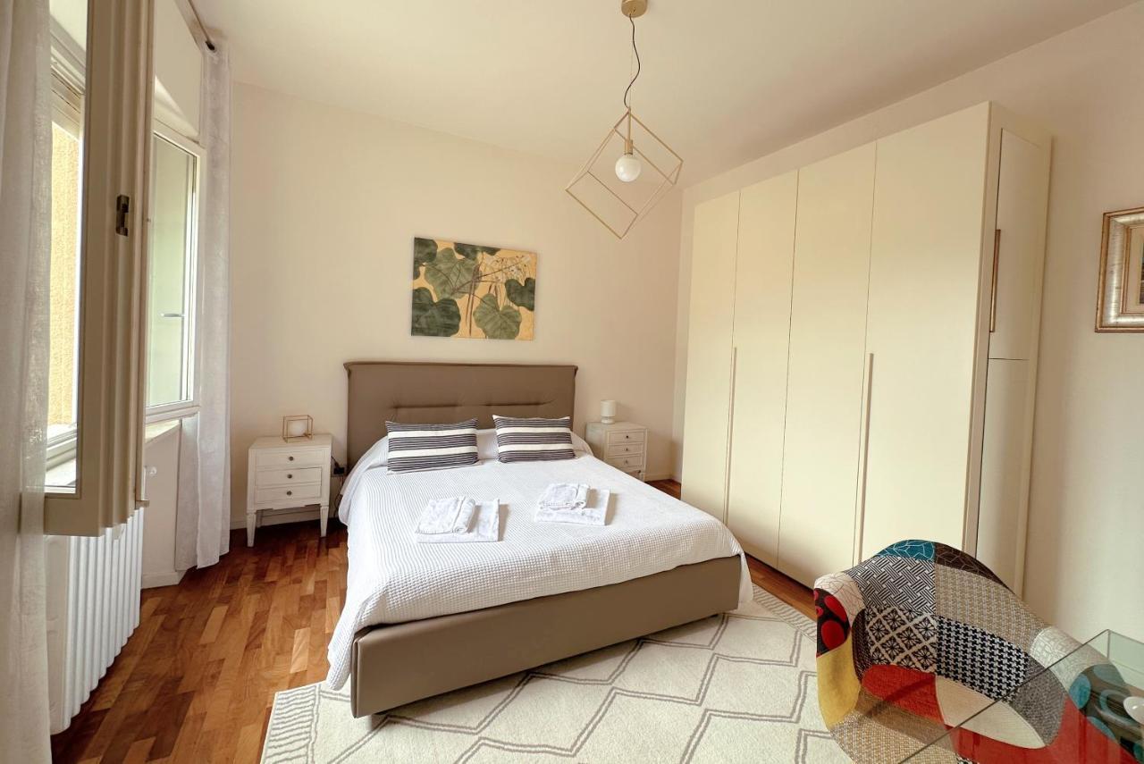 La Casa Di Paola E Betti Apartment Alba  Ngoại thất bức ảnh