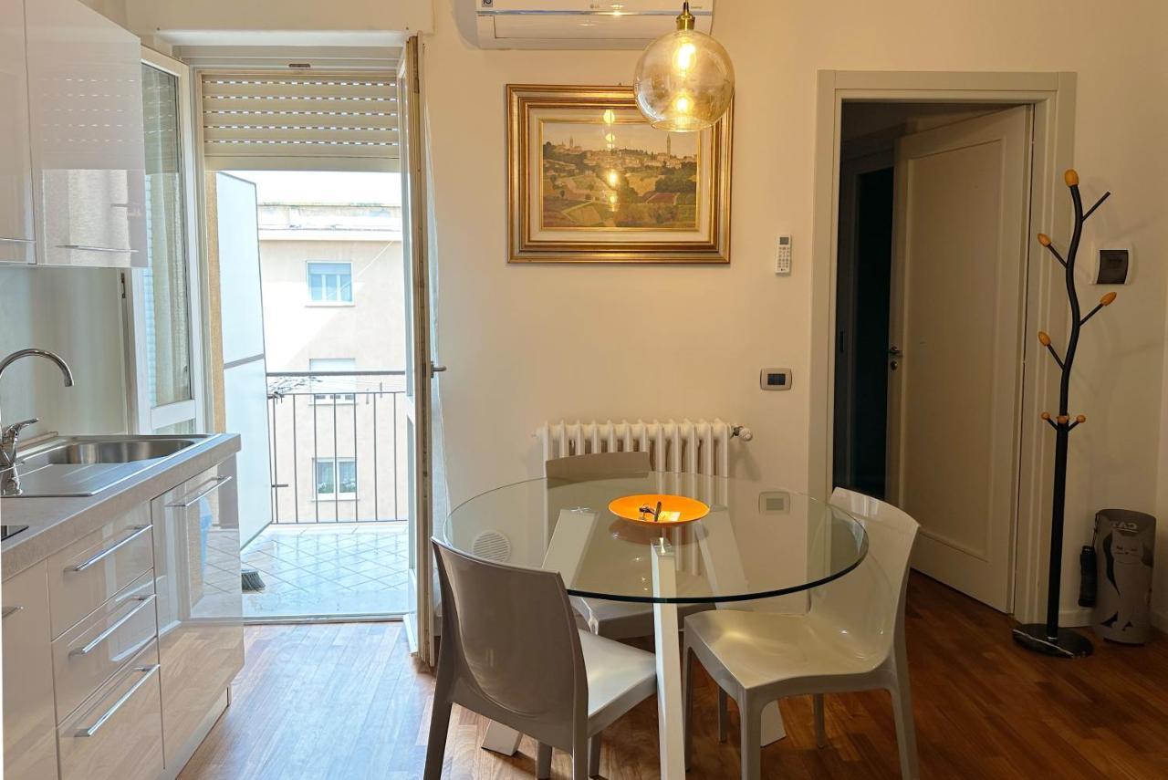 La Casa Di Paola E Betti Apartment Alba  Ngoại thất bức ảnh